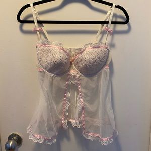 La Senza size L, white frilly bustier/nightgown